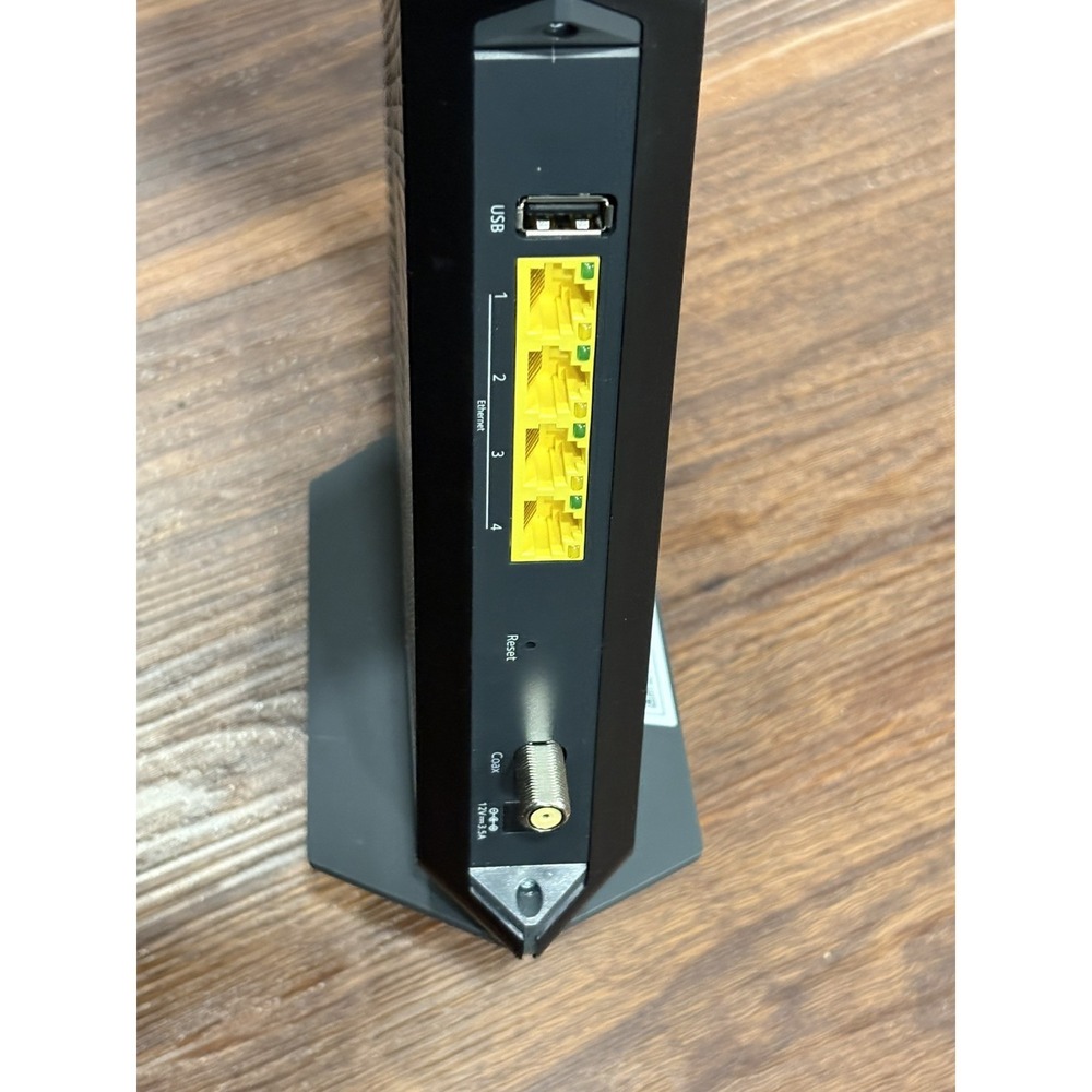 NETGEAR Nighthawk DOCSIS 3.0 Cable Modem Router C7000v2 - Picture 6 of 15